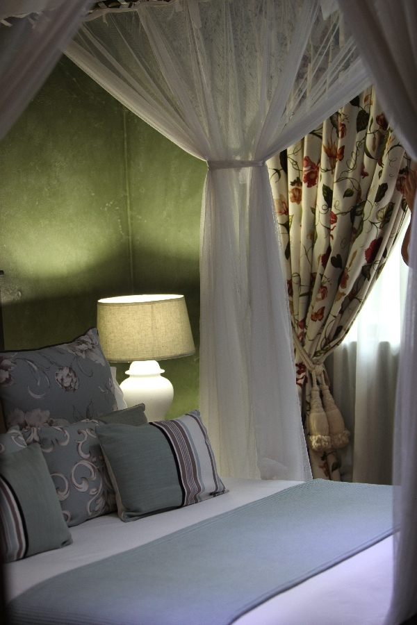 Honeymoon suite