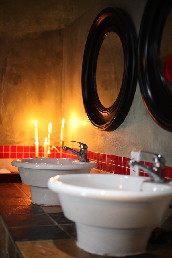 Romantic bathroom