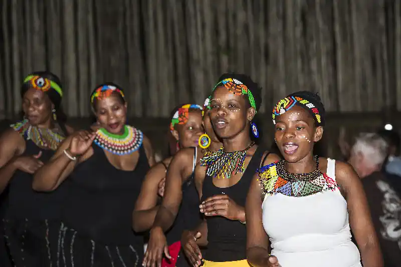 Zulu dancing (25)